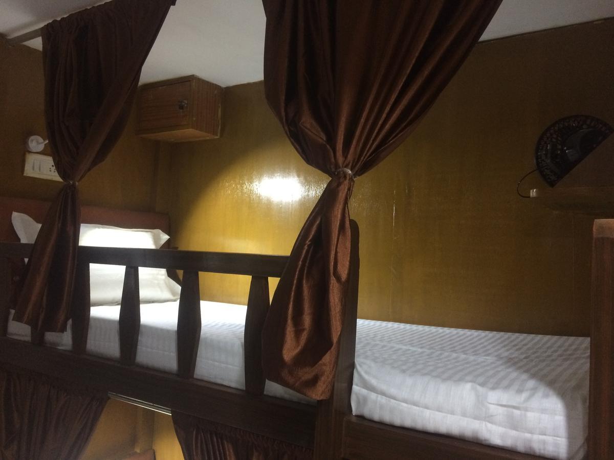 Zara Dormitory Мумбаи Экстерьер фото