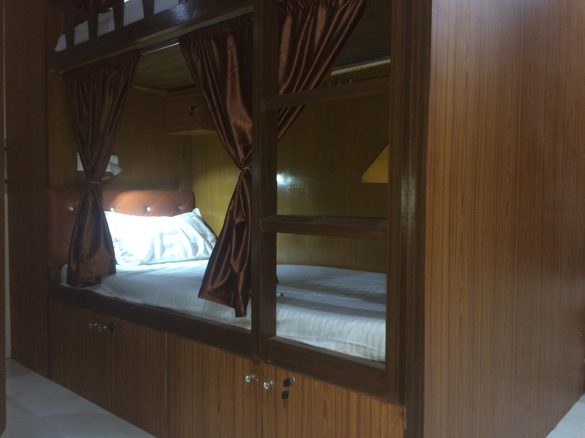 Zara Dormitory Мумбаи Экстерьер фото