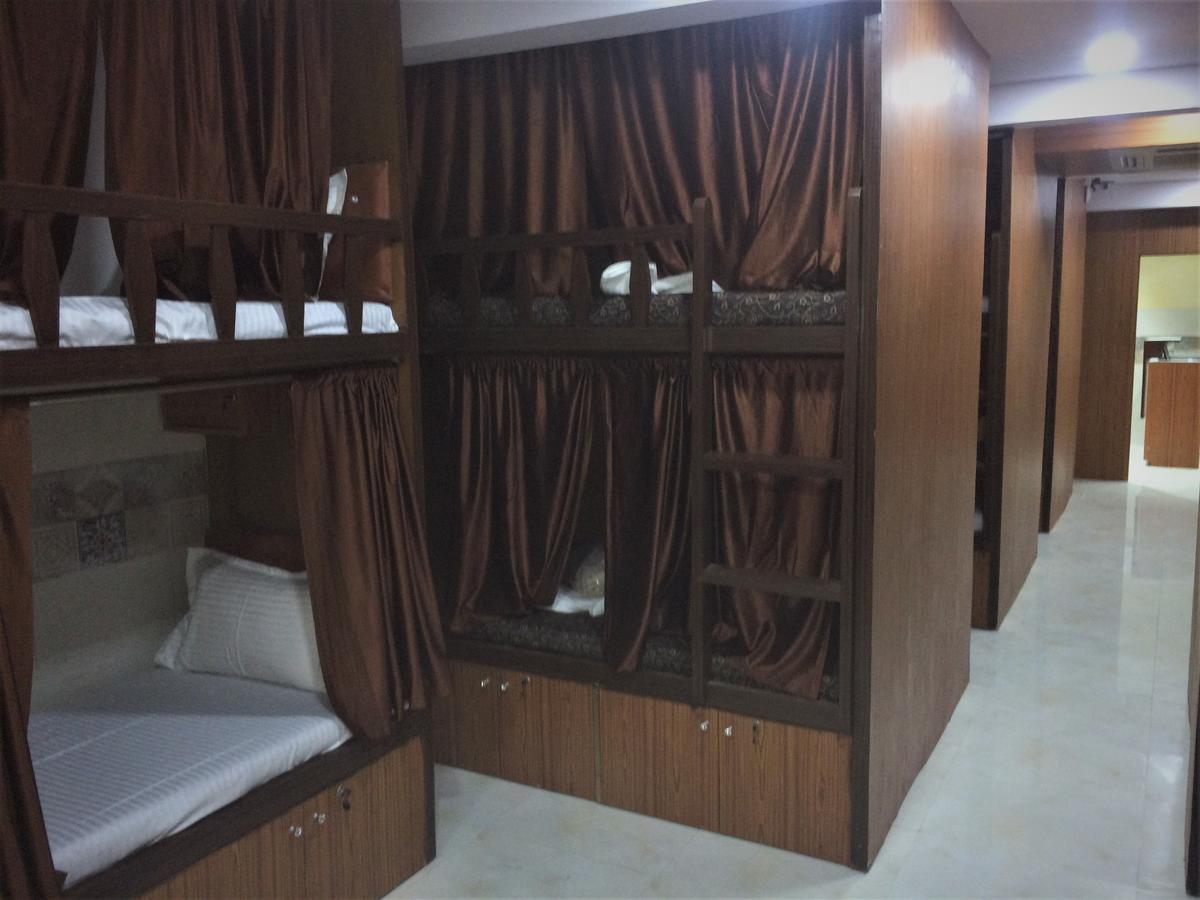 Zara Dormitory Мумбаи Экстерьер фото